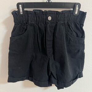 H&M Black High Waisted Shorts - SMALL